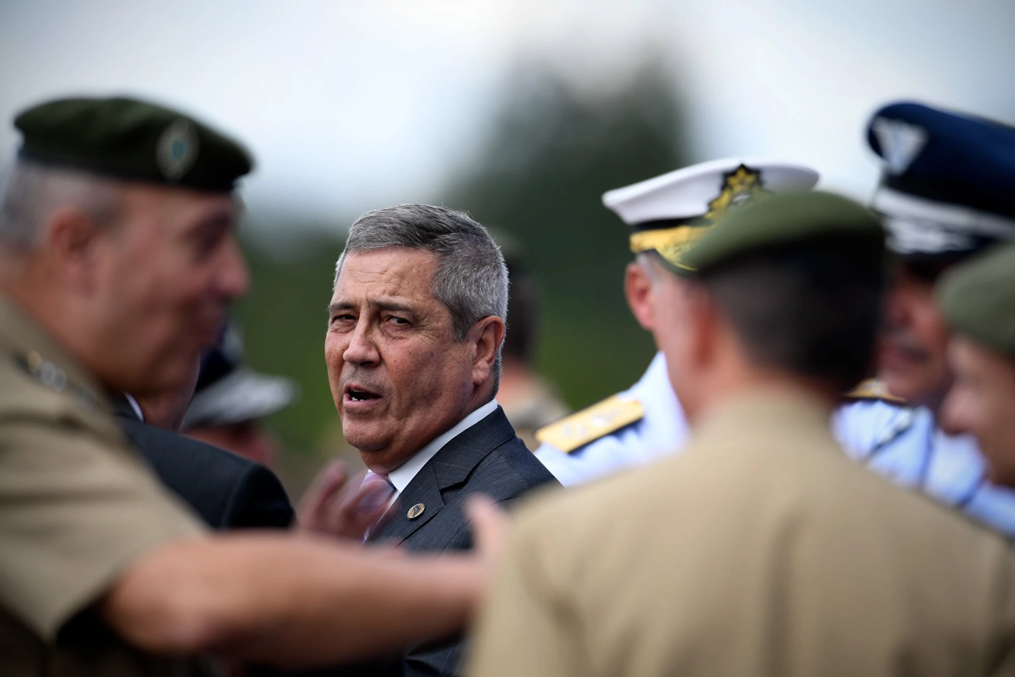 Os ministros Anderson Torres (Justiça), Marcelo Queiroga (Saúde) e Walter Braga Netto (Defesa), acompanham os preparativos finais para a decolagem do avião da FAB que parte em missão humanitária de resgate aos brasileiros que estão refugiado na Polônia após fugirem da Ucrânia.
