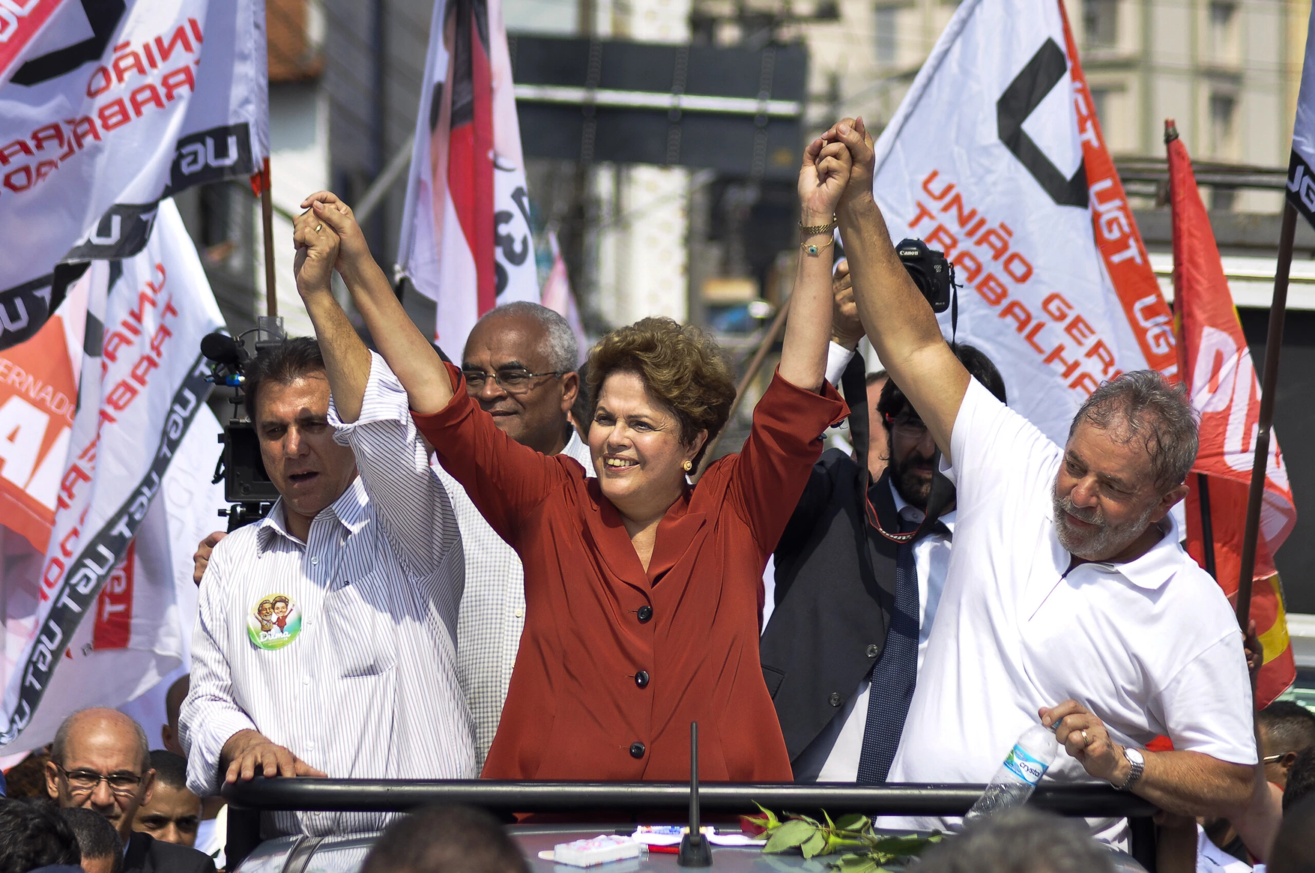 A presidenta e candidata à reeleição, Dilma Rousseff e o ex-presidente Lula, participam de caminhada do Sindicato dos Metalúrgicos do ABC, na cidade de São Bernardo do Campo, SP. (São Bernardo do Campo, 02.09.2014. Foto de  Rafael Belzunces/Frame/Folhapress)