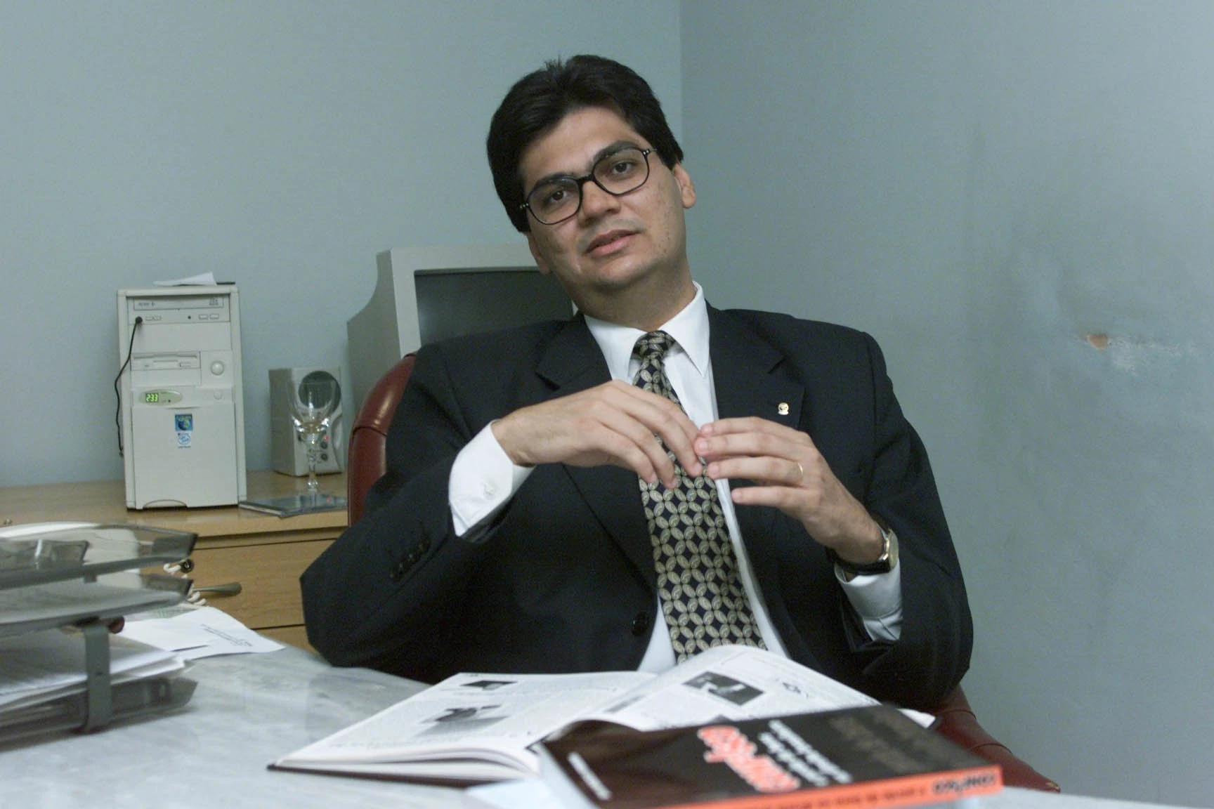 "Eu não diria que a Lava Jato foi totalmente errada, acho até que a maioria das sentenças da Lava Jato eu assinaria". Dino foi juiz federal no Maranhão por 12 anos e chegou a presidir a Associação dos Juízes Federais do Brasil, a Ajufe, entre 2000 (foto) e 2002.