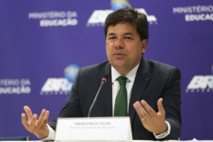 Brasília - O ministro da Educação, Mendonça Filho, divulga os resultados, por escola, do Exame Nacional do Ensino Médio (Enem) 2015 (Elza Fiuza/Agência Brasil)