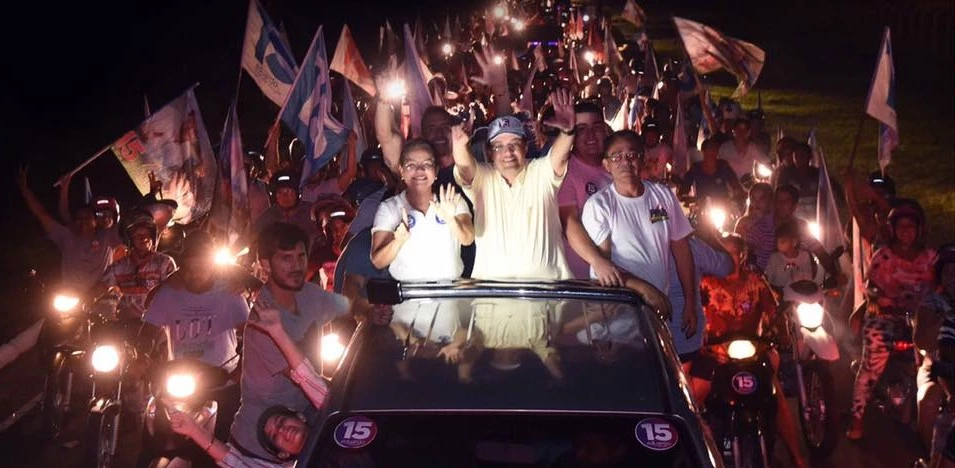 Candidato Eduardo Braga em carreata na campanha pelo governo do Amazonas