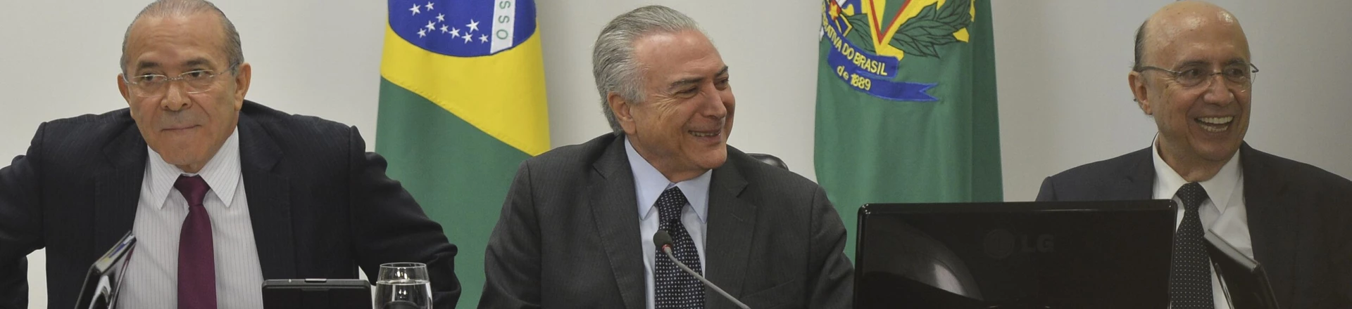 Os novos donos do trono no reino da hipocrisia Os novos donos do trono no reino da hipocrisia