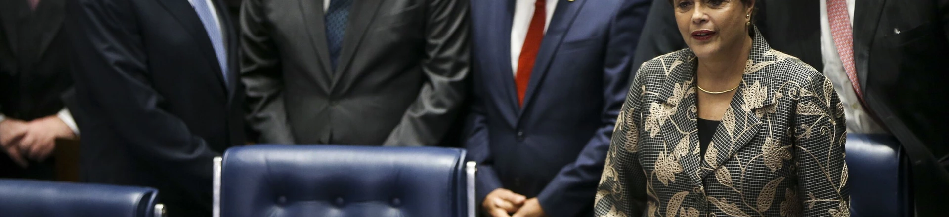 Brasília - A presidenta afastada Dilma Rousseff faz sua defesa diante dos senadores durante sessão de julgamento do impeachment. ( Marcelo Camargo/Agência Brasil) Brasília - A presidenta afastada Dilma Rousseff faz sua defesa diante dos senadores durante sessão de julgamento do impeachment. ( Marcelo Camargo/Agência Brasil)