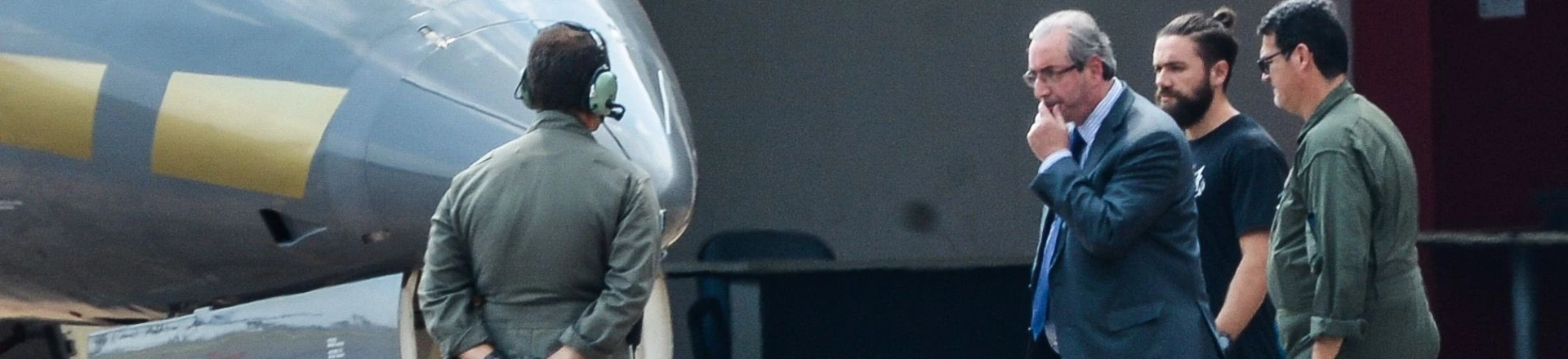 Brasília - O ex-presidente da Câmara dos Deputados, Eduardo Cunha, embarca para Curitiba após ser preso pela Polícia Federal. (Wilson Dias/Agência Brasil) Brasília - O ex-presidente da Câmara dos Deputados, Eduardo Cunha, embarca para Curitiba após ser preso pela Polícia Federal. (Wilson Dias/Agência Brasil)