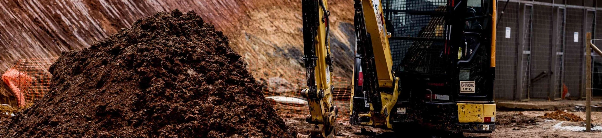 MARIANA, MG, 01.11.2018: BARRAGENS-MG - Em 5 de novembro de 2015 aconteceu o pior acidente da mineração brasileira. Apás quase três anos do rompimento da Barragem de Fundão, da Samarco, em Mariana, na Regiao Central de Minas Gerais, o projeto urbanístico para a construção do novo distrito de Paracatu de Baixo ainda em desenvolvimento. (Foto: Warley Soares/AM Press & Images/Folhapress) MARIANA, MG, 01.11.2018: BARRAGENS-MG - Em 5 de novembro de 2015 aconteceu o pior acidente da mineração brasileira. Apás quase três anos do rompimento da Barragem de Fundão, da Samarco, em Mariana, na Regiao Central de Minas Gerais, o projeto urbanístico para a construção do novo distrito de Paracatu de Baixo ainda em desenvolvimento. (Foto: Warley Soares/AM Press & Images/Folhapress)