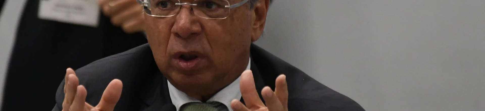 Paulo Guedes, ministro da Economia no Fórum de governadores realizado no CICB (Centro Internacional de Convenções do Brasil ), em Brasília. Paulo Guedes, ministro da Economia no Fórum de governadores realizado no CICB (Centro Internacional de Convenções do Brasil ), em Brasília.