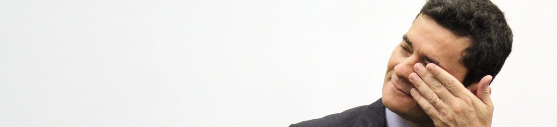 Manaus - AM, 13/12/2019 - SÉRGIO MORO-MANAUS. O Ministro da justiça e segurança pública, Sérgio Moro, inaugurou o Centro Integrado de Inteligência e Segurança Pública Regional Norte (CIISPR), com sede nas dependências do Sistema de Proteção da Amazônia (Sipam), na tarde desta sexta-feira (13) em Manaus. (Foto: Sandro Pereira/Código 19/Folhapress) Manaus - AM, 13/12/2019 - SÉRGIO MORO-MANAUS. O Ministro da justiça e segurança pública, Sérgio Moro, inaugurou o Centro Integrado de Inteligência e Segurança Pública Regional Norte (CIISPR), com sede nas dependências do Sistema de Proteção da Amazônia (Sipam), na tarde desta sexta-feira (13) em Manaus. (Foto: Sandro Pereira/Código 19/Folhapress)