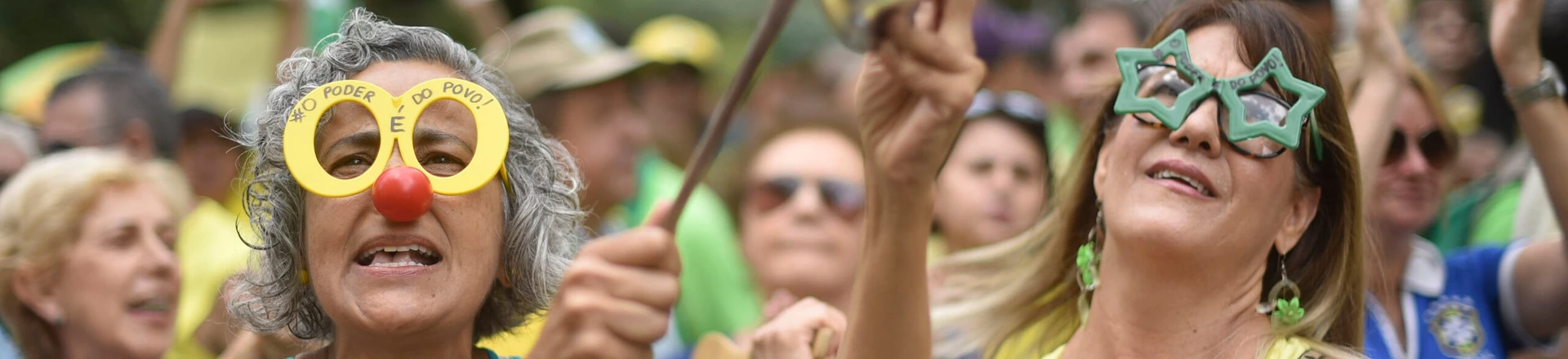 Demonstrators bange saucepans during a protest against Brazilian President Dilma Rousseff and the ruling Workers Party (PT) at Liberty Square in Belo Horizonte, Brazil on March 13, 2016. Protesters, many draped in the Brazilian national flag, poured into the streets on Sunday at the start of mass demonstrations seeking to bring down President Dilma Rousseff. AFP PHOTO / Douglas MAGNO / AFP / Douglas Magno (Photo credit should read DOUGLAS MAGNO/AFP/Getty Images) Demonstrators bange saucepans during a protest against Brazilian President Dilma Rousseff and the ruling Workers Party (PT) at Liberty Square in Belo Horizonte, Brazil on March 13, 2016. Protesters, many draped in the Brazilian national flag, poured into the streets on Sunday at the start of mass demonstrations seeking to bring down President Dilma Rousseff. AFP PHOTO / Douglas MAGNO / AFP / Douglas Magno (Photo credit should read DOUGLAS MAGNO/AFP/Getty Images)