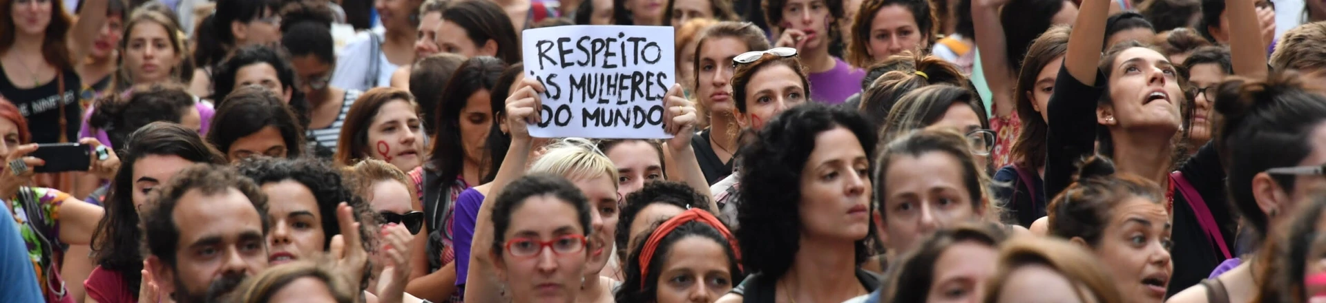 Hundreds of people take part in the commemoration of the International Women's Day at Paulista Avenue in Sao Paulo, Brazil on March 8, 2017.The International Women's Day is marked worldwide with rallies and strikes. / AFP PHOTO / NELSON ALMEIDA (Photo credit should read NELSON ALMEIDA/AFP/Getty Images) Hundreds of people take part in the commemoration of the International Women's Day at Paulista Avenue in Sao Paulo, Brazil on March 8, 2017.The International Women's Day is marked worldwide with rallies and strikes. / AFP PHOTO / NELSON ALMEIDA (Photo credit should read NELSON ALMEIDA/AFP/Getty Images)