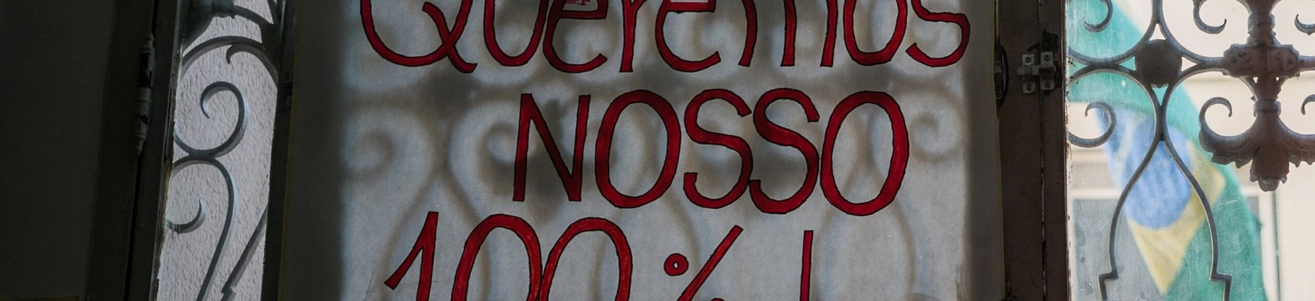 Trabalhadores reivindicam benefício e são demitidos do Carrefour Trabalhadores reivindicam benefício e são demitidos do Carrefour