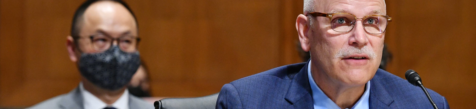 Chris Magnus presta depoimento ao Comitê de Finanças do Senado no Capitólio em 19 de outubro de 2021. Chris Magnus presta depoimento ao Comitê de Finanças do Senado no Capitólio em 19 de outubro de 2021.