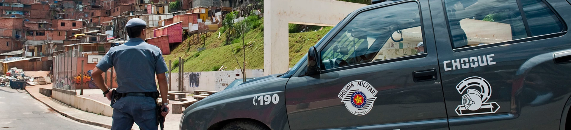 Military police officers patrol Paraisopolis shantytown in Sao Paulo, Brazil, on October 29, 2012. Some 500 officers participated in an operation to prevent crimes such as robbery, seizure of weapons and trafficking or use drugs. AFP PHOTO / Nelson ALMEIDA (Photo credit should read NELSON ALMEIDA/AFP/Getty Images) Military police officers patrol Paraisopolis shantytown in Sao Paulo, Brazil, on October 29, 2012. Some 500 officers participated in an operation to prevent crimes such as robbery, seizure of weapons and trafficking or use drugs. AFP PHOTO / Nelson ALMEIDA (Photo credit should read NELSON ALMEIDA/AFP/Getty Images)