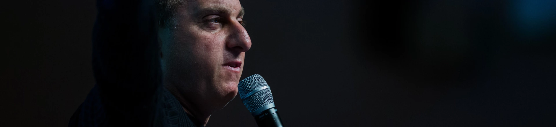 SÃO PAULO, SP, BRASIL, 20.11.2017, 12h30 - O apresentador de televisão Luciano Huck durante palestra na primeira edição do Festival de Cultura Empreendedora, em São Paulo (SP). (Foto: Eduardo Anizelli/Folhapress) SÃO PAULO, SP, BRASIL, 20.11.2017, 12h30 - O apresentador de televisão Luciano Huck durante palestra na primeira edição do Festival de Cultura Empreendedora, em São Paulo (SP). (Foto: Eduardo Anizelli/Folhapress)