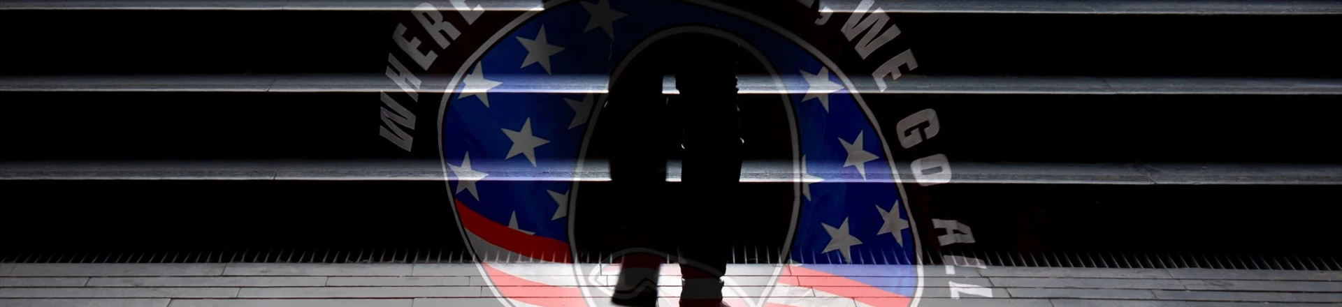 Como a teoria da conspiração QAnon se espalha na minha cidade Como a teoria da conspiração QAnon se espalha na minha cidade