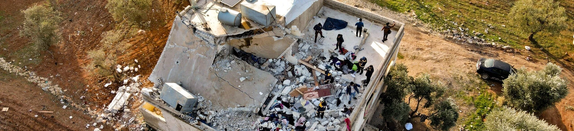 Vista aérea mostra a destruição após o ataque noturno das forças de operações especiais dos EUA em Idlib, na Síria, em 3 de fevereiro de 2021. Vista aérea mostra a destruição após o ataque noturno das forças de operações especiais dos EUA em Idlib, na Síria, em 3 de fevereiro de 2021.