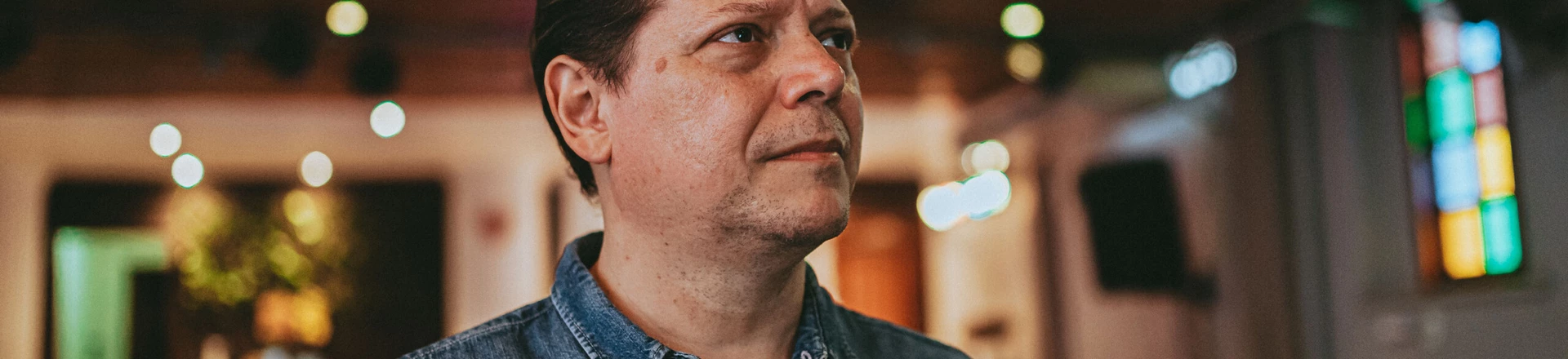 Bispo evangélico Hermes Fernandes é ameaçado e decide deixar o país após apoiar Lula Bispo evangélico Hermes Fernandes é ameaçado e decide deixar o país após apoiar Lula