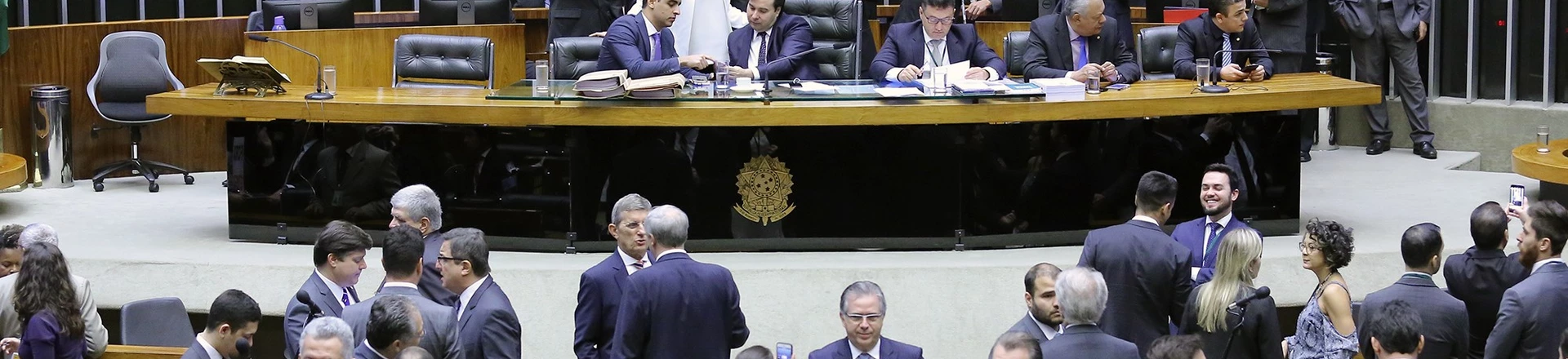 Gráfico interativo mostra os votos dos deputados e os valores das emendas liberadas Gráfico interativo mostra os votos dos deputados e os valores das emendas liberadas