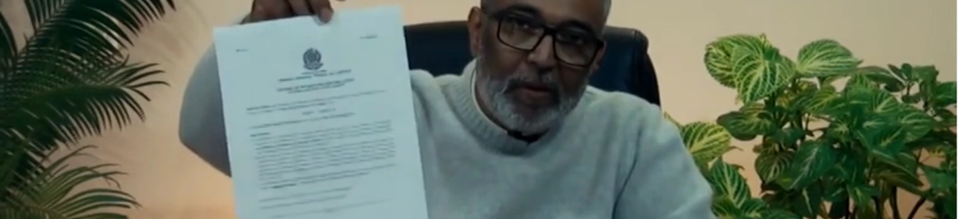 O pastor Cícero apresenta "nada consta" para se defender de "calúnias". O pastor Cícero apresenta "nada consta" para se defender de "calúnias".