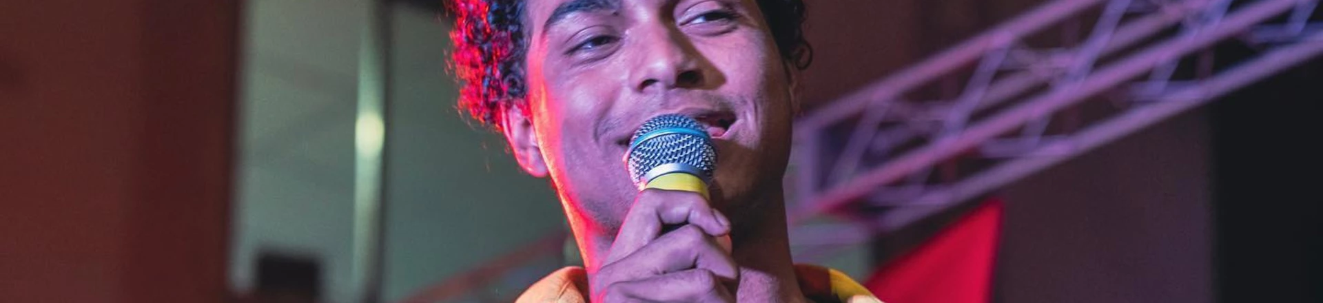 O ativista Kawan Lopes em evento com lideranças de esquerda na Zona Oeste do Rio. O ativista Kawan Lopes em evento com lideranças de esquerda na Zona Oeste do Rio.