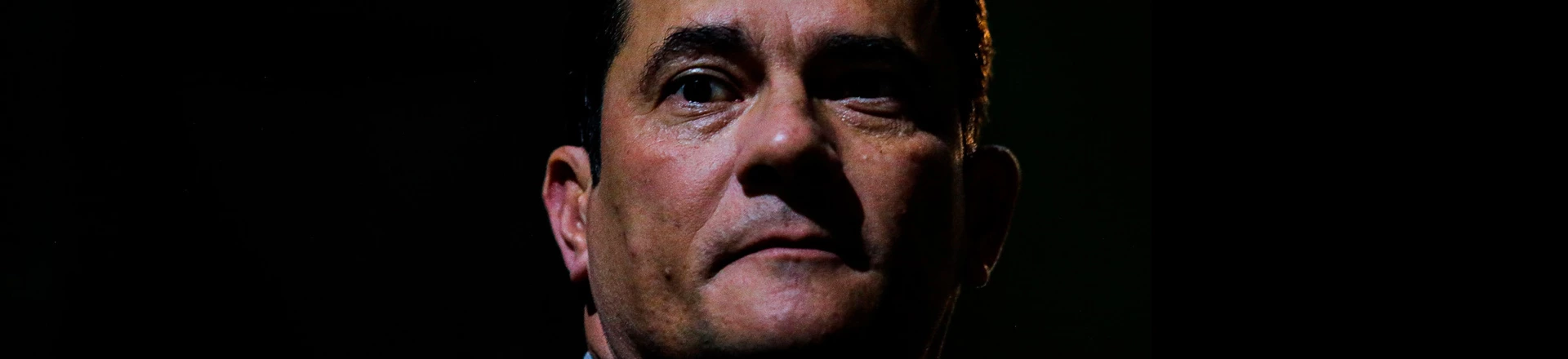 Com auxílio de Moro, Bolsonaro e Mourão trabalham para esvaziar poder do Ibama e do ICMBio Com auxílio de Moro, Bolsonaro e Mourão trabalham para esvaziar poder do Ibama e do ICMBio