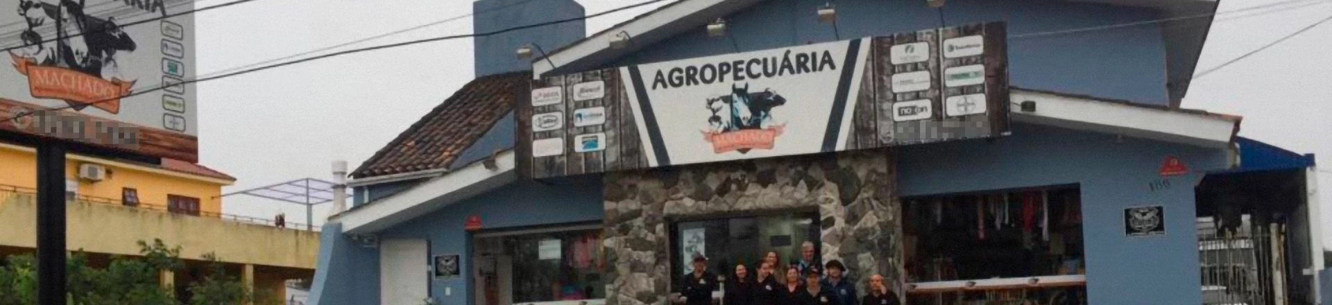 Fachada da agropecuaria e pet shop Machado, contratada pelo governo gaúcho para fazer testes de coronavírus. Fachada da agropecuaria e pet shop Machado, contratada pelo governo gaúcho para fazer testes de coronavírus.