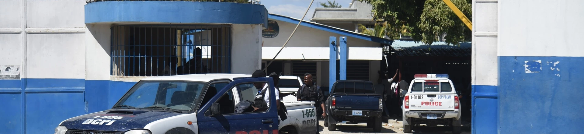 A Direção Central da Polícia Judiciária em Porto Príncipe, onde mercenários americanos foram detidos no dia 17 de fevereiro. A Direção Central da Polícia Judiciária em Porto Príncipe, onde mercenários americanos foram detidos no dia 17 de fevereiro.