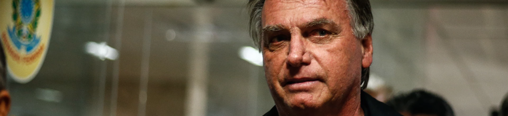 Ex-presidente Jair Bolsonaro se reuniu, na terça-feira, 18, com senadores em articulação para definir próximos passos da oposição (Foto: Gabriela Biló/Folhapress) Ex-presidente Jair Bolsonaro se reuniu, na terça-feira, 18, com senadores em articulação para definir próximos passos da oposição (Foto: Gabriela Biló/Folhapress)