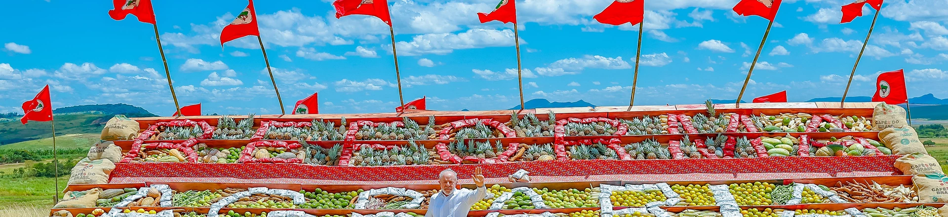 Presidente da República, Luiz Inácio Lula da Silva, durante visita às áreas de produção de goiaba, café e milho em Minas Gerais. Foto: Ricardo Stuckert/PR Presidente da República, Luiz Inácio Lula da Silva, durante visita às áreas de produção de goiaba, café e milho em Minas Gerais. Foto: Ricardo Stuckert/PR