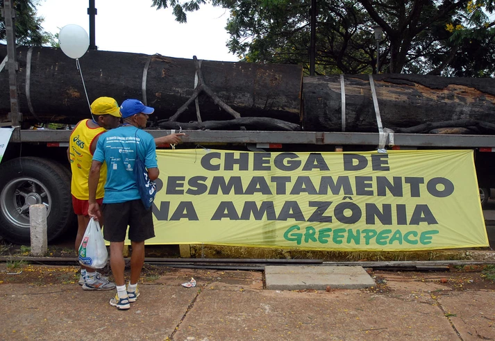 Moratória da soja: solução contra o desmatamento ou marketing corporativo? Moratória da soja: solução contra o desmatamento ou marketing corporativo?