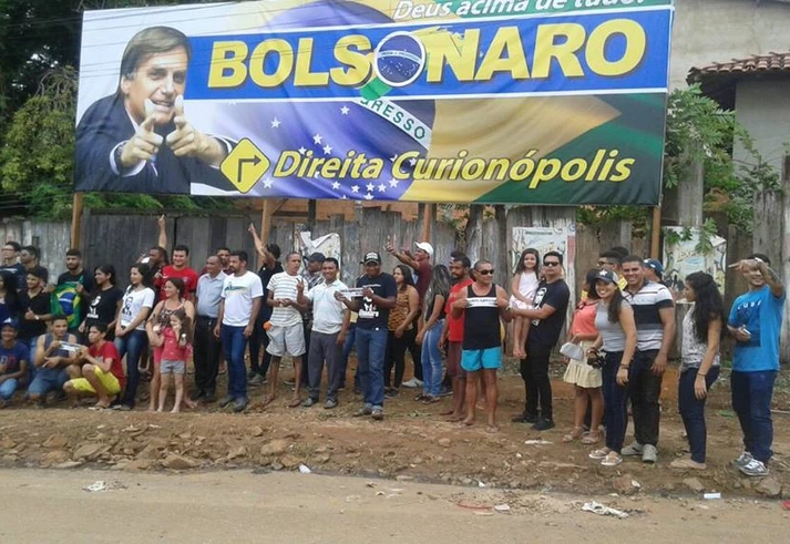 O passado garimpeiro de Bolsonaro – e o perigo que essa paixão representa para a Amazônia O passado garimpeiro de Bolsonaro – e o perigo que essa paixão representa para a Amazônia