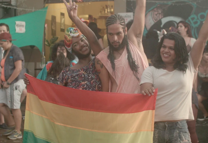 ‘Sou diretor de cinema, preto e bixa. Por causa disso, Bolsonaro censurou meu filme.’ ‘Sou diretor de cinema, preto e bixa. Por causa disso, Bolsonaro censurou meu filme.’