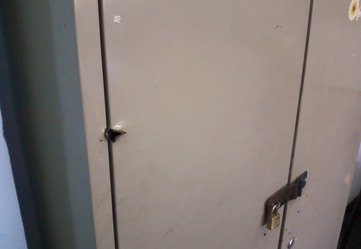 ‘Minha missão era formar cidadãos, mas eu sentava numa cadeira furada a tiro de fuzil’